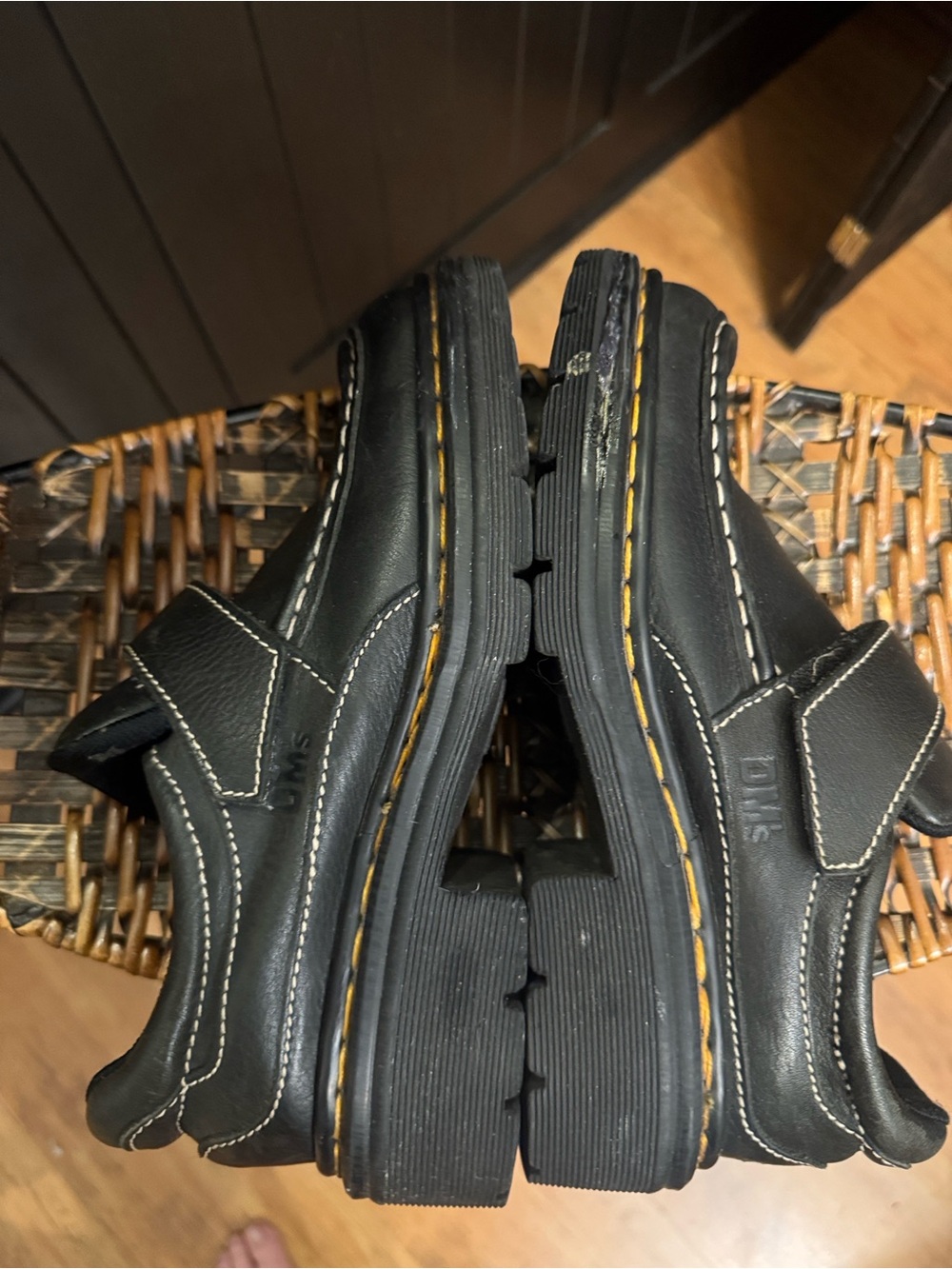 90’s Dr. Martens Velcro Shoe Black Men’s 6 Women’s Sz 7 - Picture 6 of 10